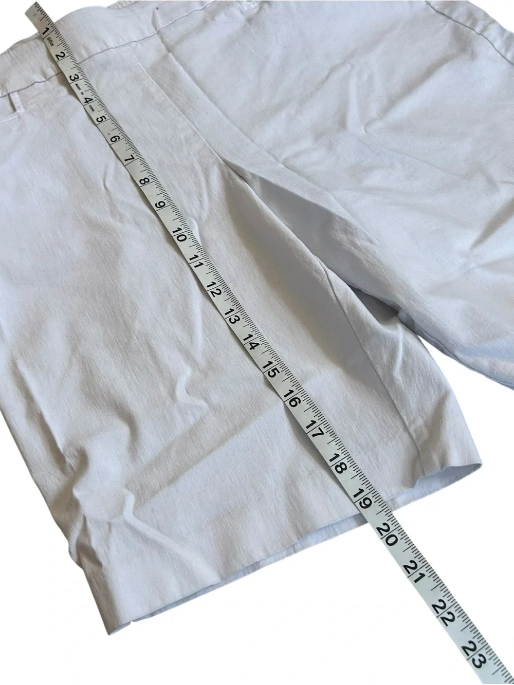 White Shorts Causal Everyday Style Time and Tru High Rise Women’s Size Large Fit